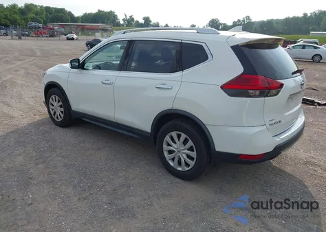 2017 Nissan Rogue S z USA, uszkodzony, nr VIN KNMAT2MVXHP590367